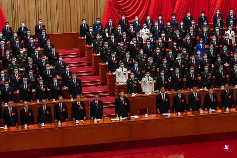 中共新政治局首次开会强调二十大精神和维护中央 联合早报