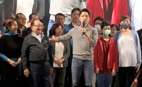 三角战中蒋万安以42.29％得票率