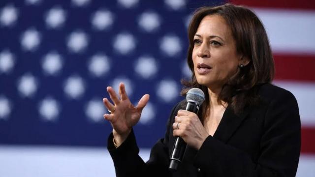 ؽ (Kamala Harris)